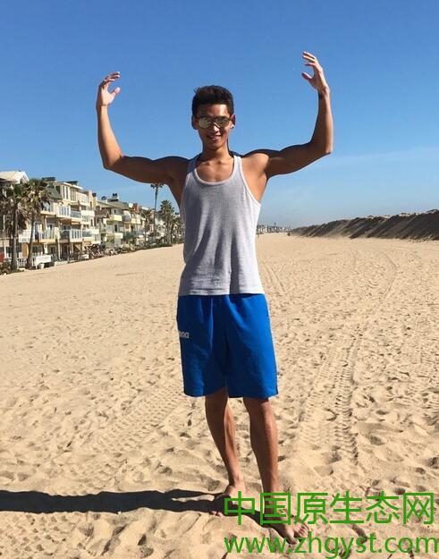 徐嘉余孙杨相拥痛哭:杨哥 以后一起"扛把子"